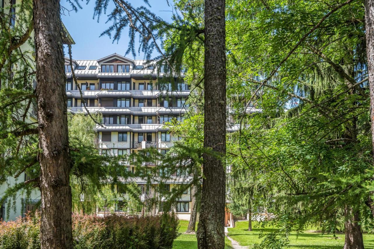 Residence Pierre & Vacances Le Chamois Blanc Chamonix Exterior photo